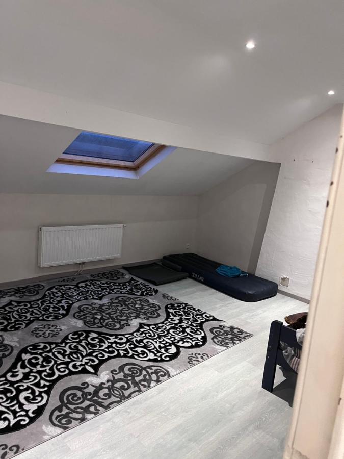 Grande maison avec plusieurs chambres à louer Liège Exterior foto